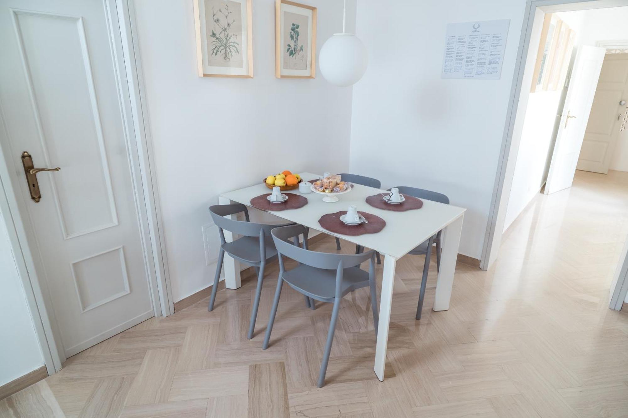 Ferienwohnung Palazzo Iato Rutigliano Exterior foto